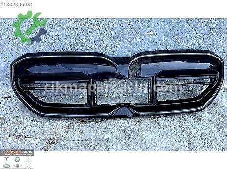 BMW 5 Serisi Ön Panjur çıkma parça