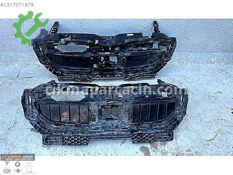 BMW 5 Serisi Ön Panjur çıkma parça