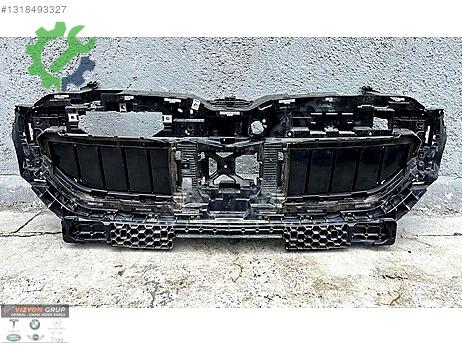 BMW 5 Serisi Ön Panjur çıkma parça