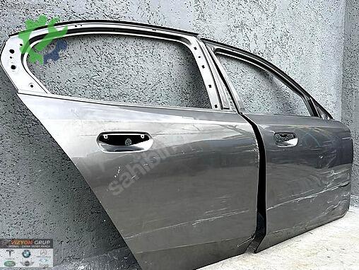 BMW 5 Serisi Sağ Kapı çıkma parça
