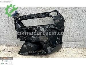 BMW 7 SERİSİ G70 ÖN TAMPON SOL BRAKETİ 5A67221