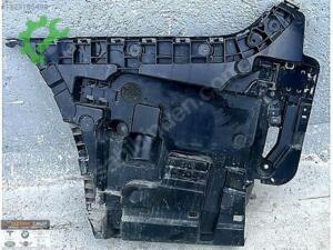 BMW 7 SERİSİ G70 SOL ARKA İÇ DESTEK BRAKETİ 9464133 ORJINAL