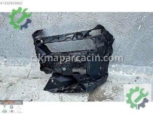 BMW 7 SERİSİ G70 SOL ÖN TAMPON BRAKETİ 5A67221