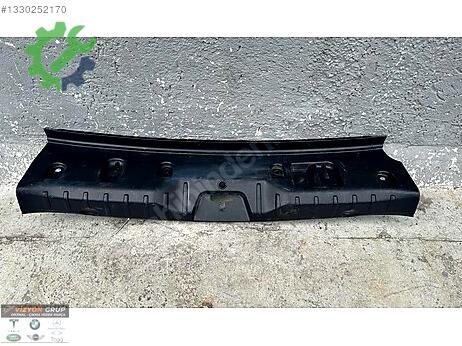 BMW 5 Serisi Arka Bagaj Plastiği çıkma parça