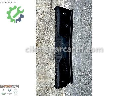 BMW 5 Serisi Arka Bagaj Plastiği 7227535 çıkma parça