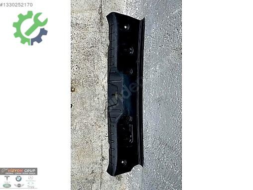BMW 5 Serisi Arka Bagaj Plastiği 7227535 çıkma parça