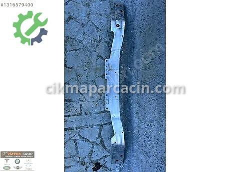 BMW 1 Serisi Ön Tampon Demiri çıkma parça