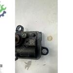 BMW G30 G31 7 G11 G12 egzoz gaz kelebeği valfi 8623424