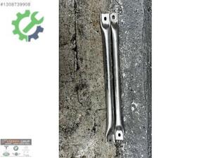BMW İ5 G60 PANEL BAĞLANTI AYAGI ORJİNAL 9883732 9883731