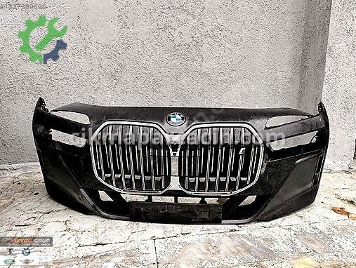 BMW i7 Far çıkma parça