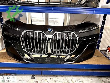 BMW 7 Serisi Panjur çıkma parça