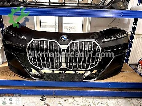 BMW i7 Far çıkma parça