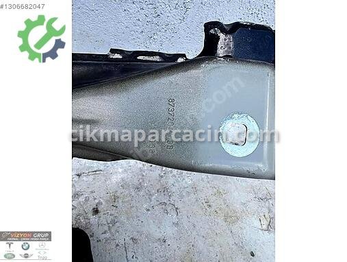 BMW i Serisi Çamurluk Braketi 8737204 çıkma parça