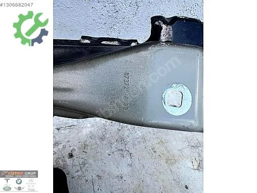 BMW i Serisi Çamurluk Braketi 8737204 çıkma parça