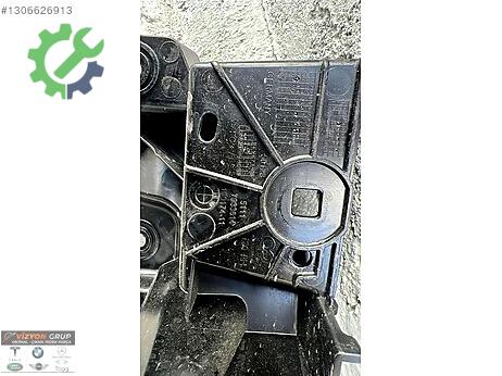BMW i Serisi Far Braketi 51117933614 çıkma parça