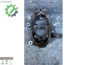 BMW İ SERSİ İ3 ORJINAL ÇIKMA SOL ÖN TAŞIYICI 6852169