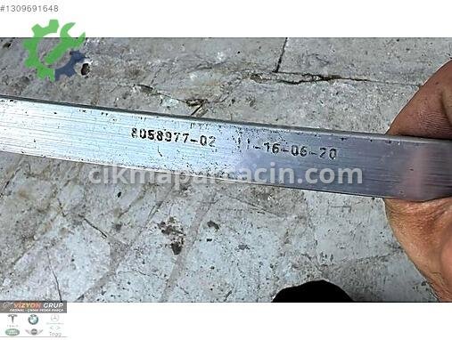 BMW X1 Tampon Alt Demiri 8058977 çıkma parça
