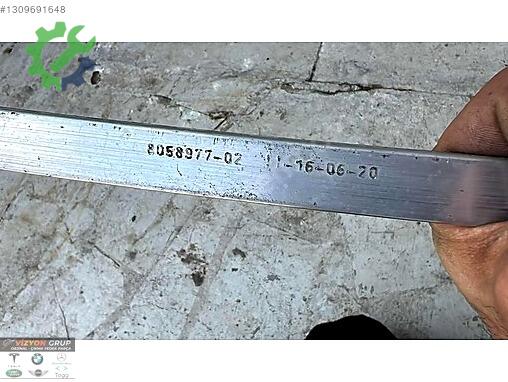 BMW X1 Tampon Alt Demiri 8058977 çıkma parça