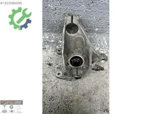 BMW X1 SERİSİ U11 SAĞ ÖN TAŞIYICI ÇIKMA ORJ 6890180
