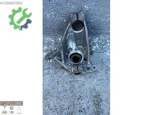 BMW X1 U11 2025 SOL ÖN TAŞIYICI ORJİNAL 6890179