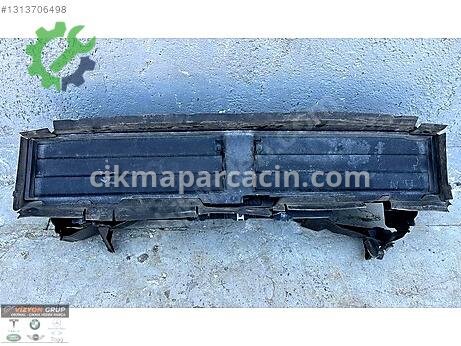 BMW X1 Alt Maske çıkma parça