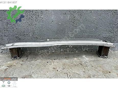 BMW X1 Arka Tampon Demiri çıkma parça