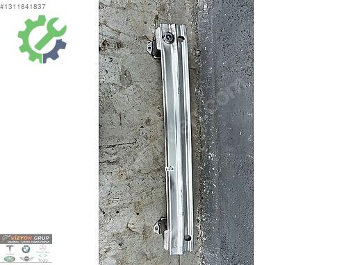 BMW X1 Arka Tampon Demiri 9883546 çıkma parça