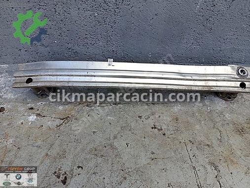 BMW X1 Arka Tampon Demiri 9883546 çıkma parça