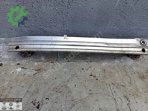 BMW X1 Arka Tampon Demiri 9883546 çıkma parça