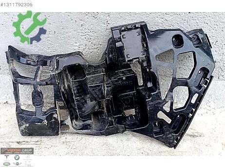 BMW X1 Tampon Braketi çıkma parça