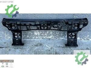 BMW X1 U11 ARKA TAMPON ORTA BAĞLANTI BRAKETİ 9883537 ORJ