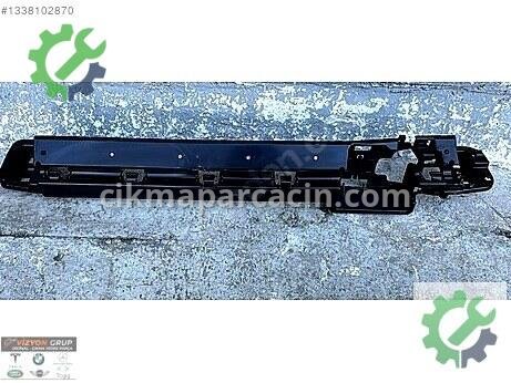 BMW X1 Tampon Braketi çıkma parça