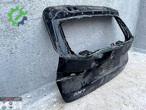 BMW X1 Bagaj çıkma parça