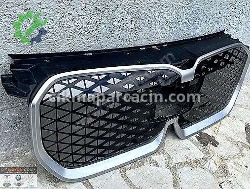 BMW X1 Ön Panjur 5A7D664 çıkma parça
