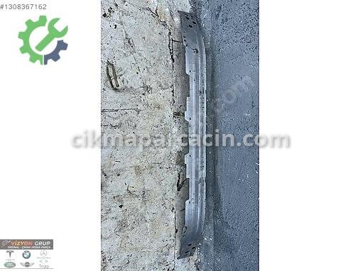 BMW X1 Ön Tampon Demiri çıkma parça
