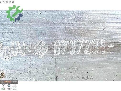BMW X1 Radyatör Ayağı 8737236 çıkma parça