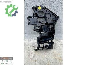 BMW X1 U11 SAĞ ARKA TAMPON BRAKETİ ORJİNAL 5112 9881944