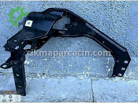 BMW X1 Sağ Ön Far çıkma parça