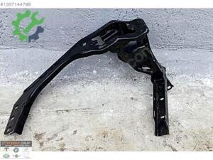 BMW X1 U11 SAĞ FAR YUVA SACI 8737292 ORJINAL ÇIKMA