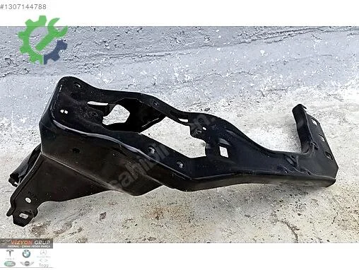 BMW X1 Sağ Ön Far 8737292 çıkma parça