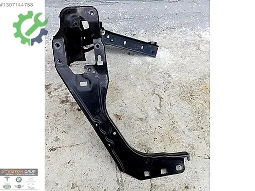 BMW X1 Sağ Ön Far 8737292 çıkma parça