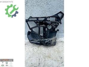 BMW X1 U11 SAĞ SOL İÇ MASKE ORJİNAL 9883583 9883584