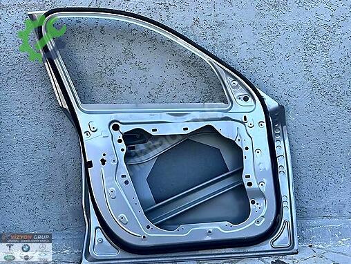BMW X1 Sol Ön Kapı 9883817 çıkma parça