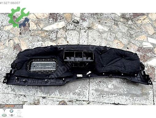 BMW X1 Ön Panel çıkma parça
