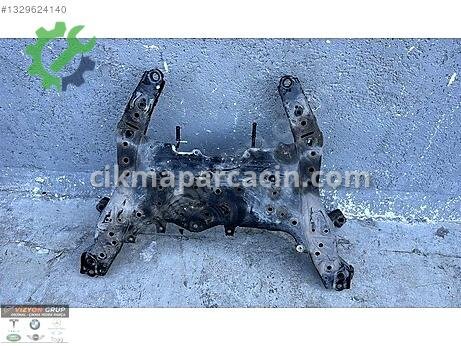 BMW X1 Travers çıkma parça