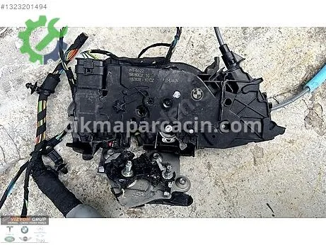 BMW X1 Sağ Arka Kapı Kilidi çıkma parça