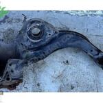 BMW X1 X2 U11 U10 SAĞ ARKA TAŞIYICI 6894210 ORJINAL