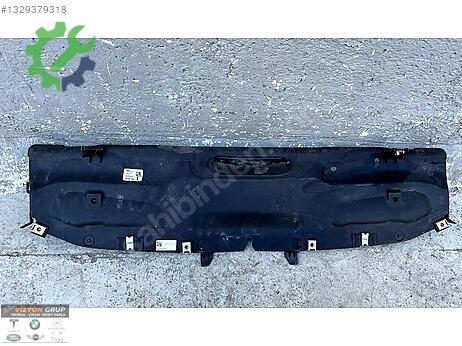BMW X2 Panel Üst Plastiği çıkma parça