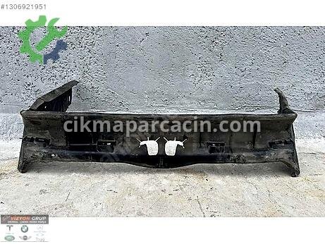 BMW X3 Radyatör çıkma parça