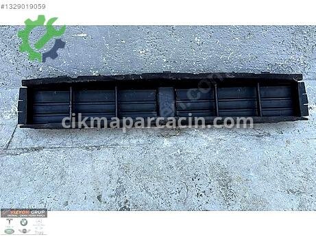 BMW X3 Alt Maske çıkma parça